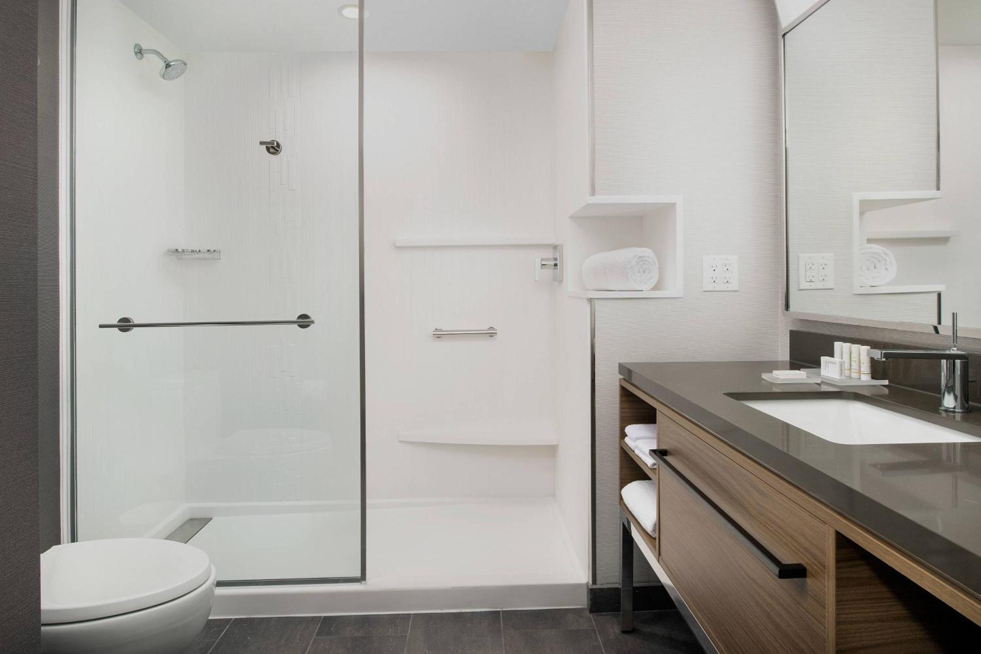 Courtyard By Marriott Indianapolis Plainfield Hotel Екстериор снимка