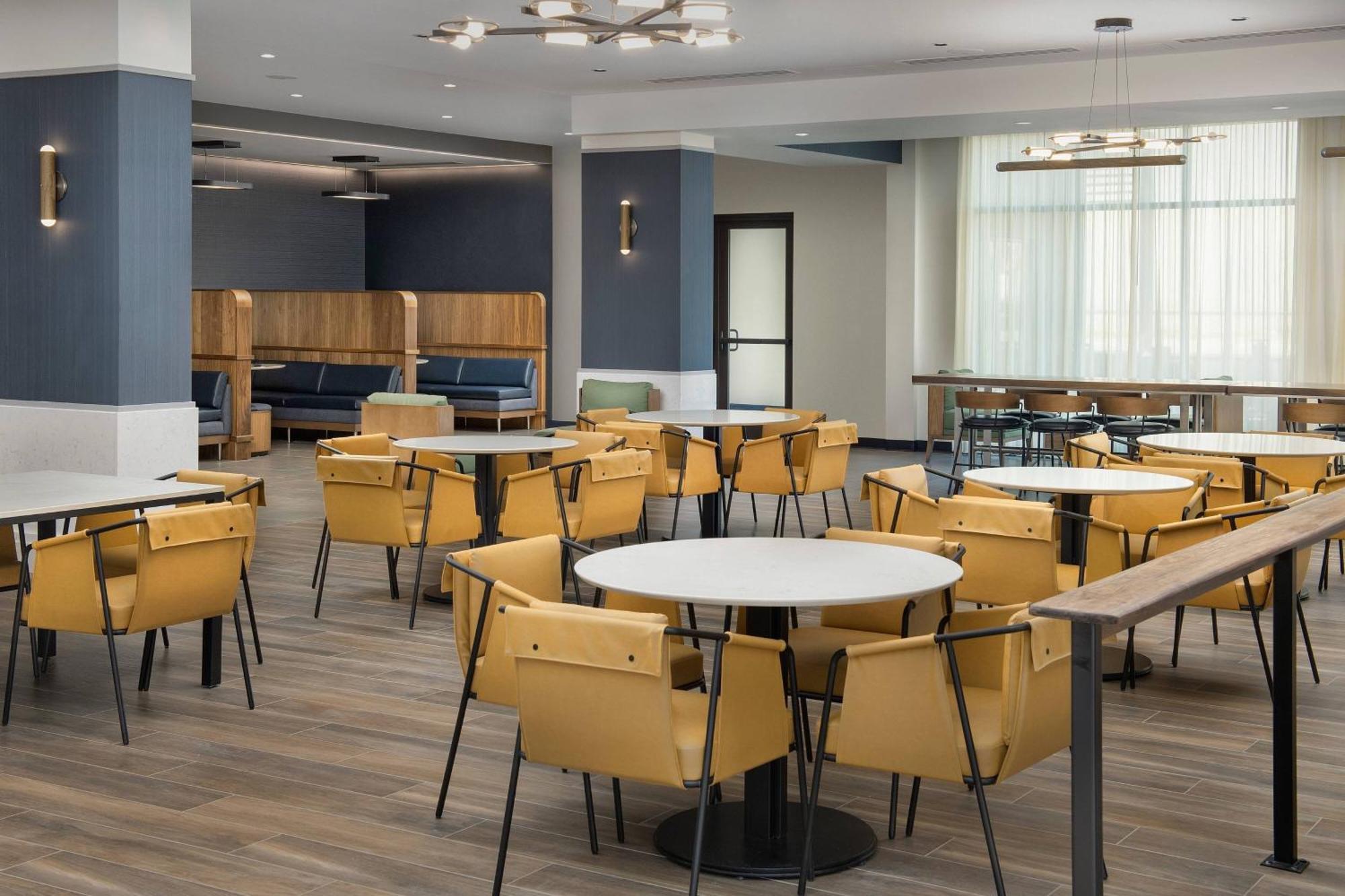 Courtyard By Marriott Indianapolis Plainfield Hotel Екстериор снимка